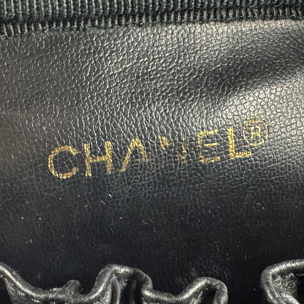 CHANEL Black Caviar Leather Vanity Bag - Picture 13 of 14
